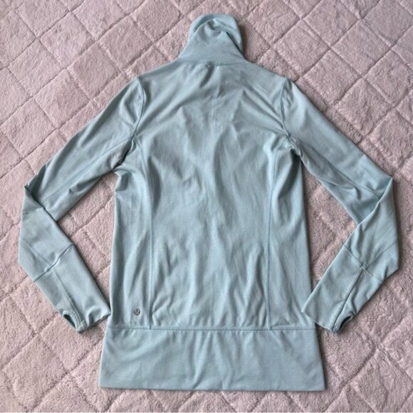 Lululemon | "Heathered Aquamarine / Discover Stripe" In Stride Jacket | Size 8 - Picture 3 of 9